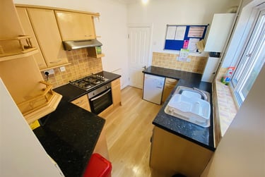 4 bed house, Telephone Road, University of Portsmouth, Portsmouth, PO40AU - Image 4